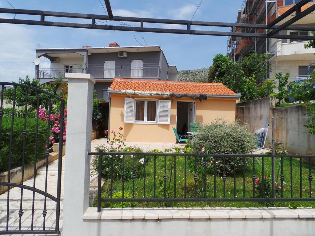 Marino Apartment Seget Vranjica Exterior photo